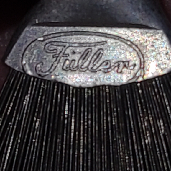 Mustache and Bread brush - Picture 2 of 6